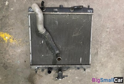 Радиатор охлаждения Nissan March K12